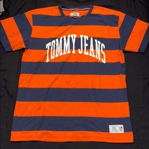 VINTAGE TOMMY JEANS mens tshirt